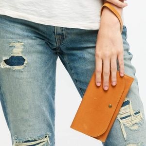 ABLE Mare Phone Wallet